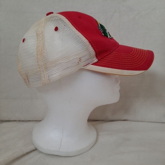 Bass Pro Shops red embroidered mesh snapback trucker hat - Picture 9 of 13